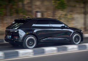 EV & Hybrid Application Feature Thumbnail Photo