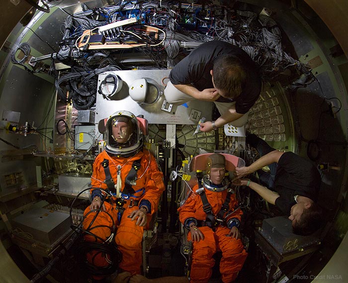 UseCase-SpaceMissions-Main NASA Orion with Test Dummies and DTS DAQ Photo Credit NASA